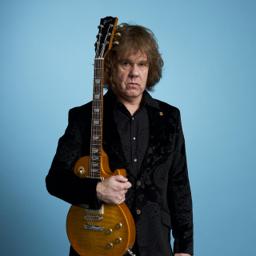 The Story of Guitar Heroes